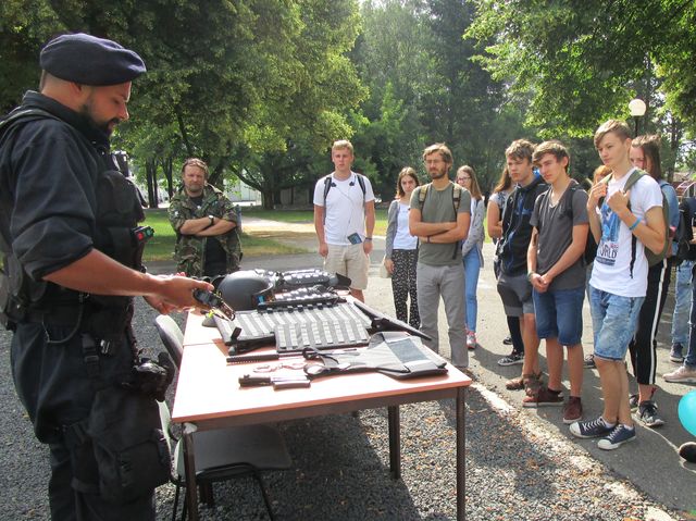 "Do života bez karambolů"