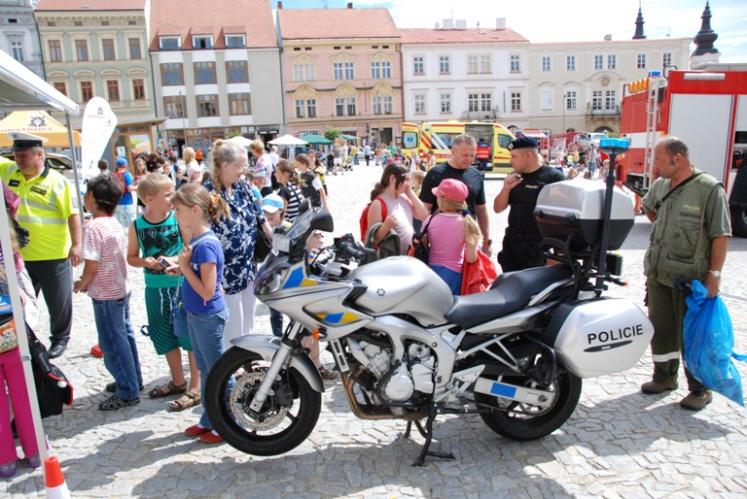(25) Den PČR - policejní motorka
