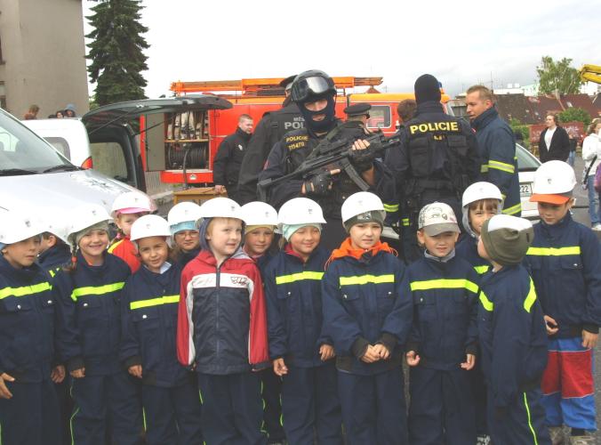 (7) S malými hasiči