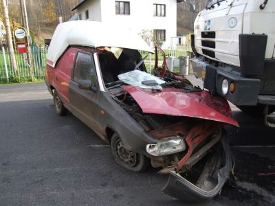  Lánov - detailní pohled na střet vozidel