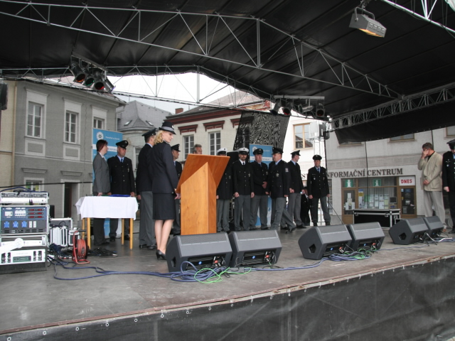 09 ocenění policisté -příchod