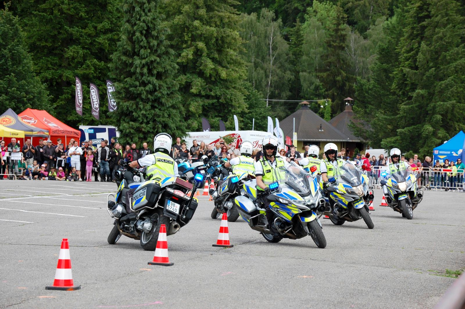 15 Moto-tým dopravní policie.jpg