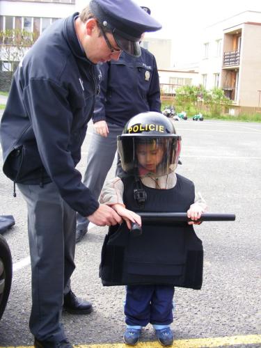 19.5.2010 - Malý cyklista a chodec 005.jpg