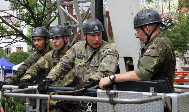 20. výročí vzniku Policie ČR ve Zlíně