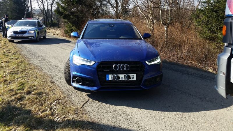 Audi 2.jpg
