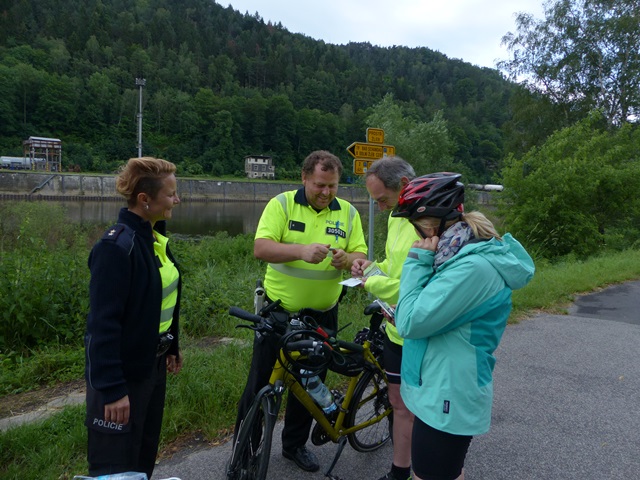 Cyklisté pod drobnohledem