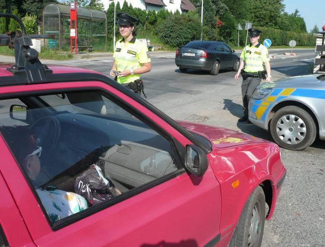 DBA 2015 - hlídka pořádkové policie při silniční kontrole