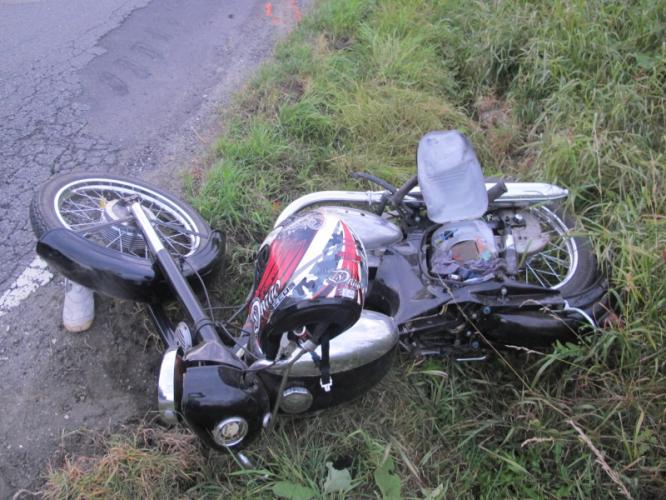 Nabouraný motocykl Jawa 250