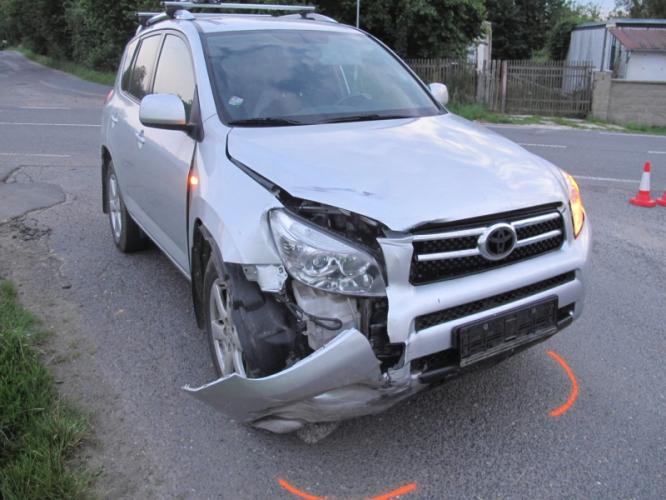 Nabourané osobní vozidlo Toyota