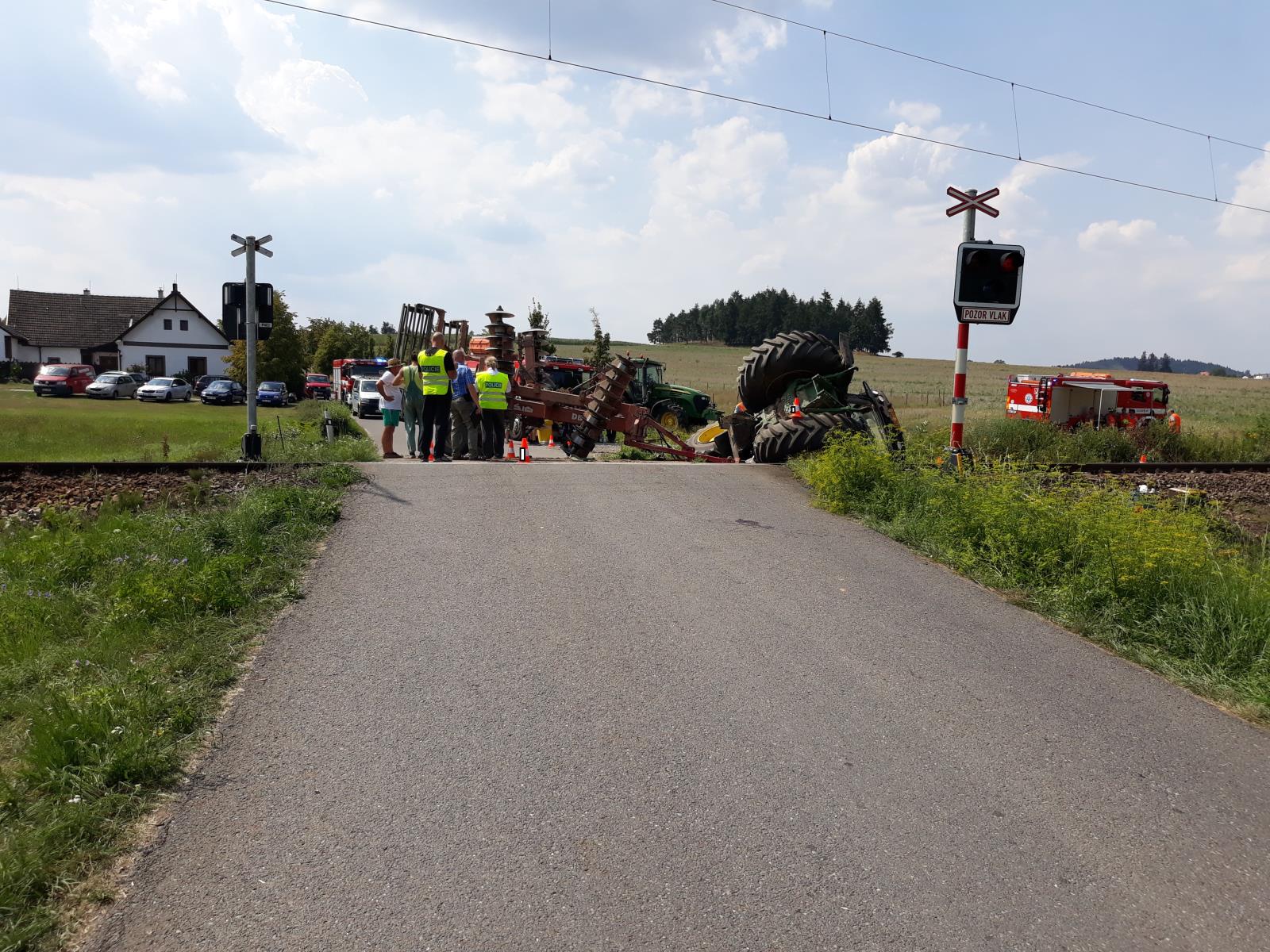 DN střet traktoru s vlakem Smrkovice III.