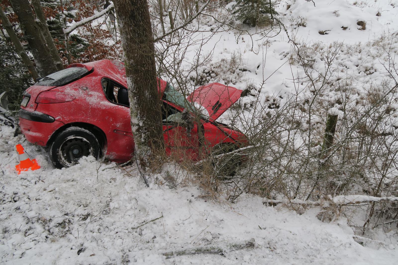 Dopravní nehoda - Bělá nad Radbuzou - 26.01.2021