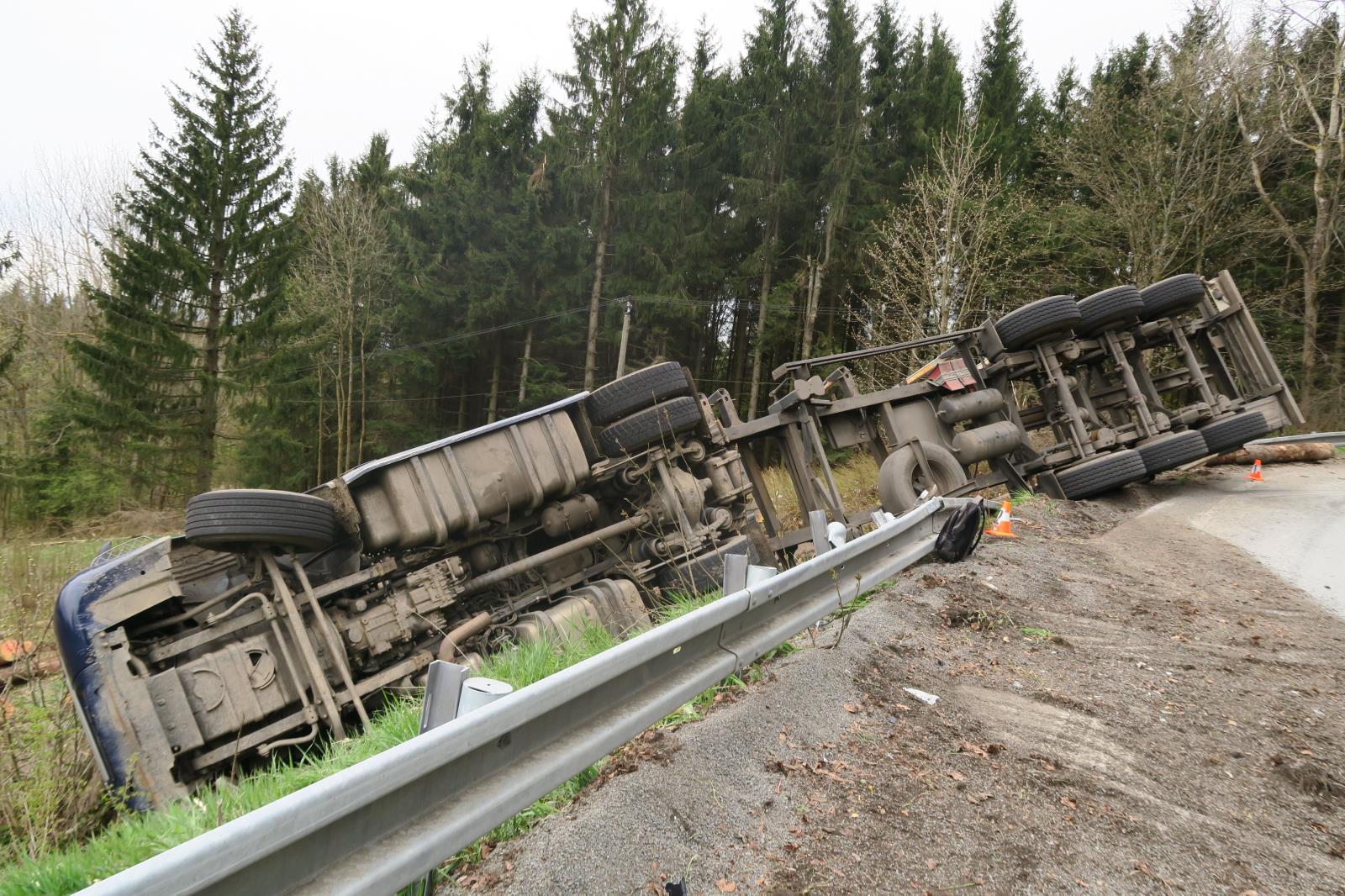 Dopravní nehoda - Výhledy - 04.05.2021