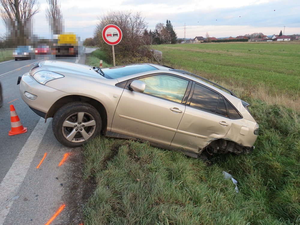 Dopravní nehoda u Holovous ze dne 13. 11. 2017