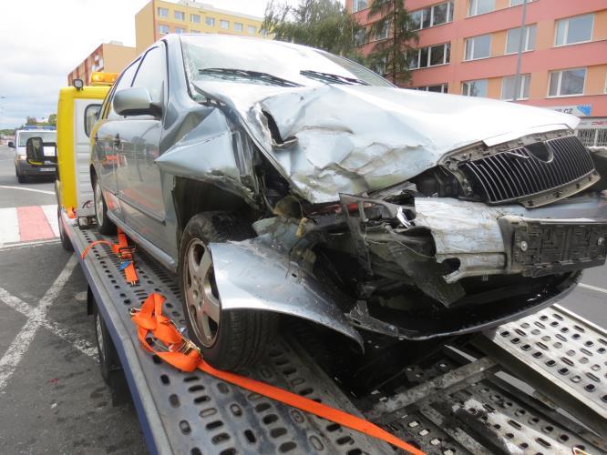 Dopravní nehoda ve Vodárenské ulici