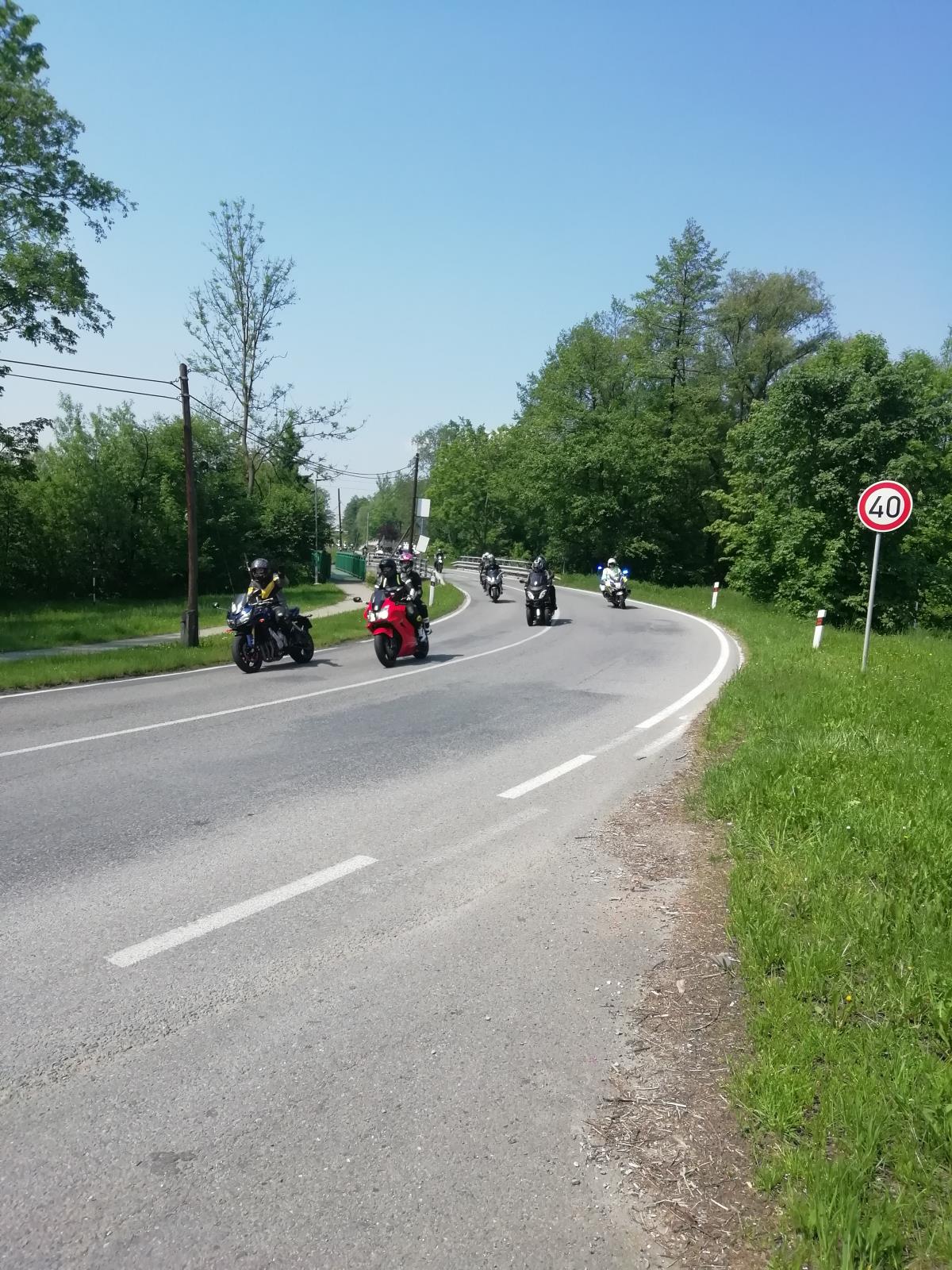 Foto motorkáři 13.jpg