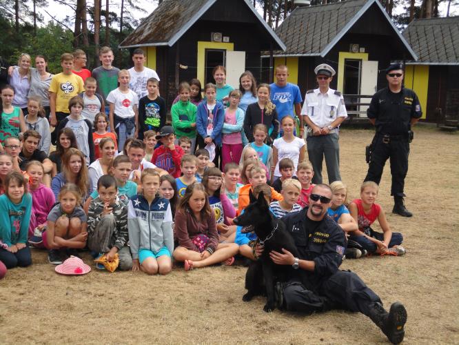 Jindřichohradečtí policisté zavítali na  LDT Nežárka .JPG