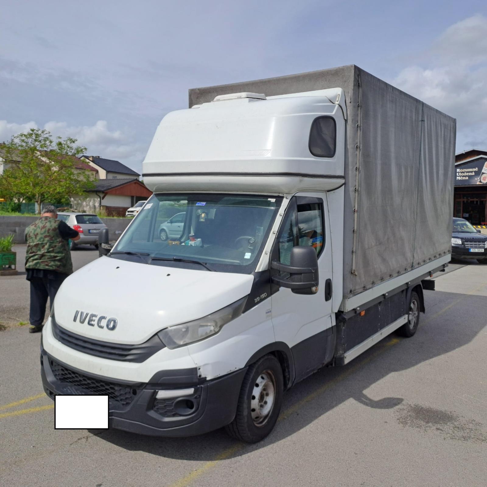 MV Iveco.jpeg