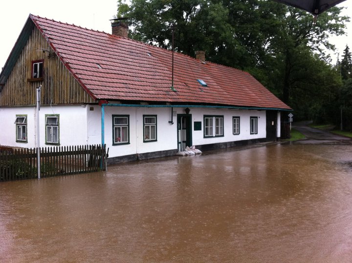 Obec Černíkovice