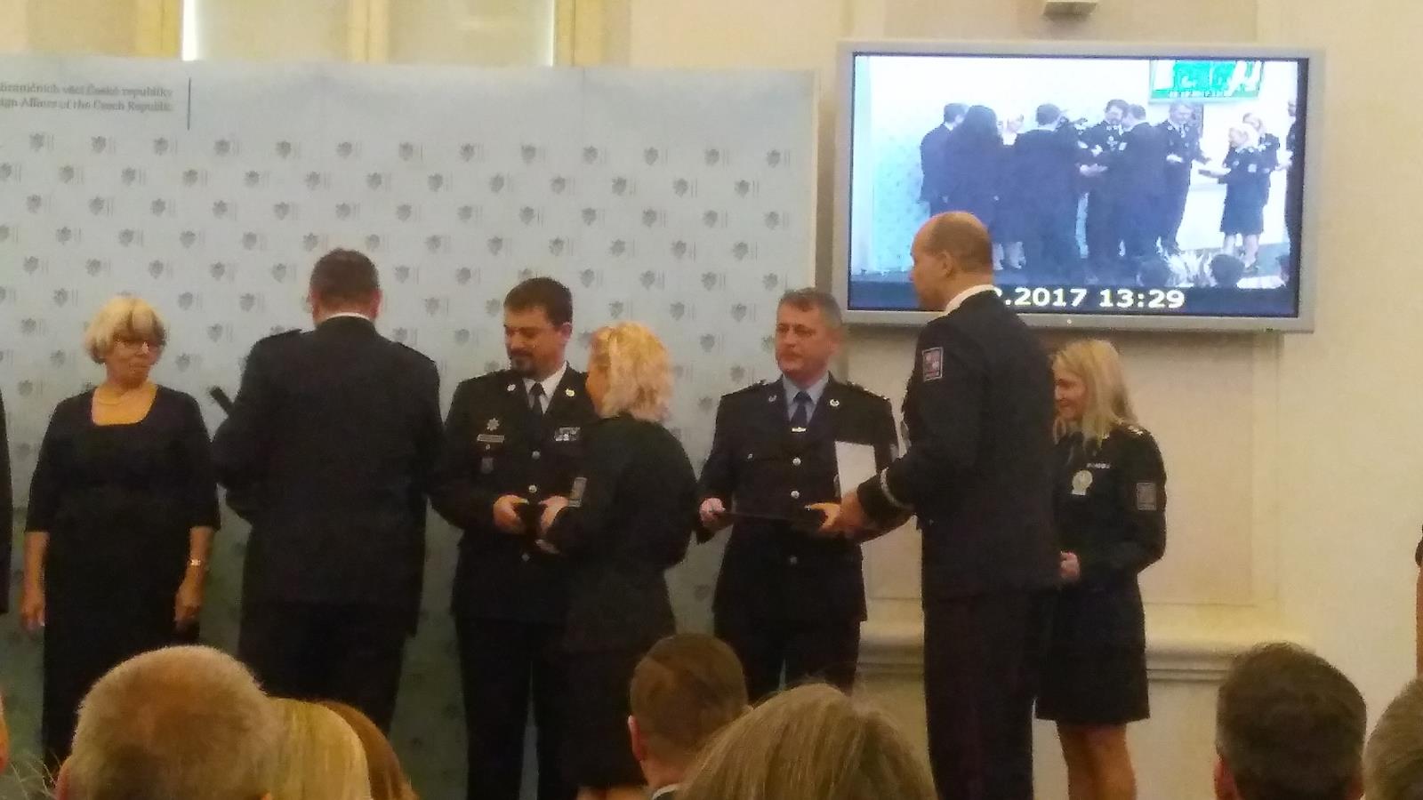 Ocenění policistů Odboru cizinecké policie KŘP-P