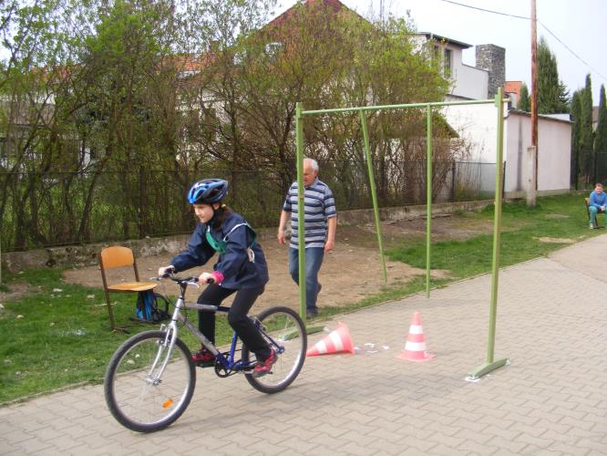 Okresní kolo Dopravní soutěže mladých cyklistů 2015 v Bystřici