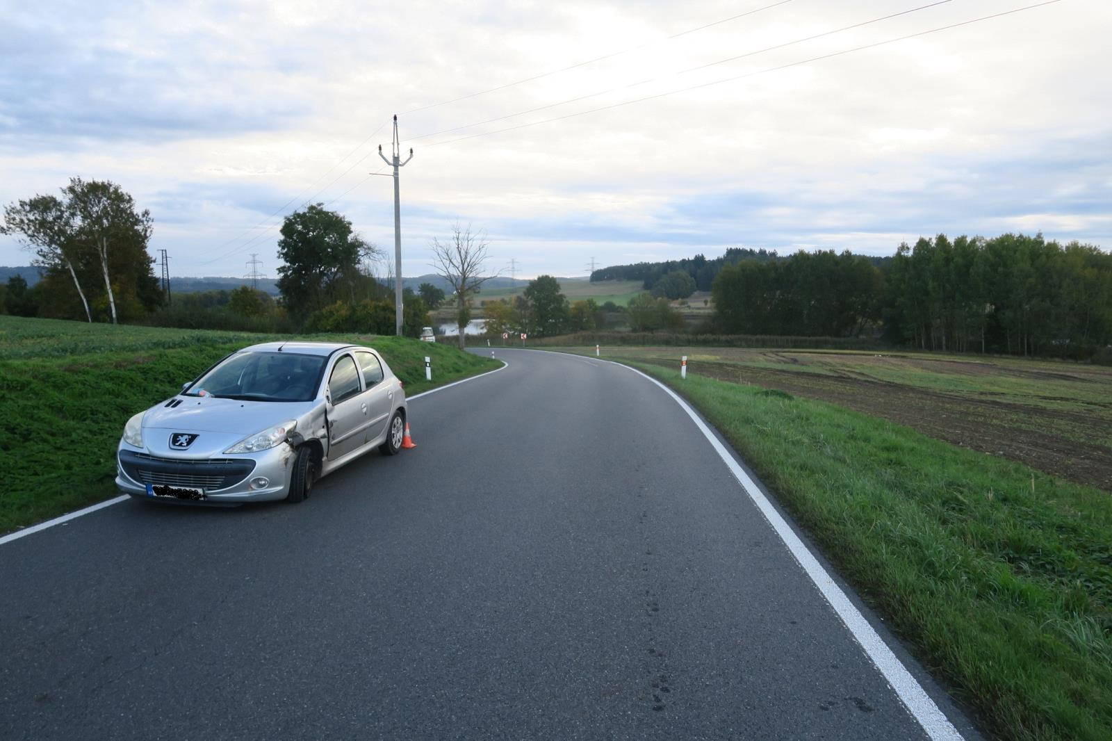 Peugeot poškozený