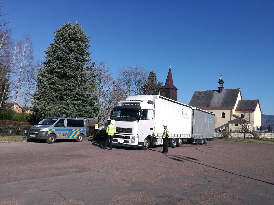 Policejní kontroly na objízdné trase