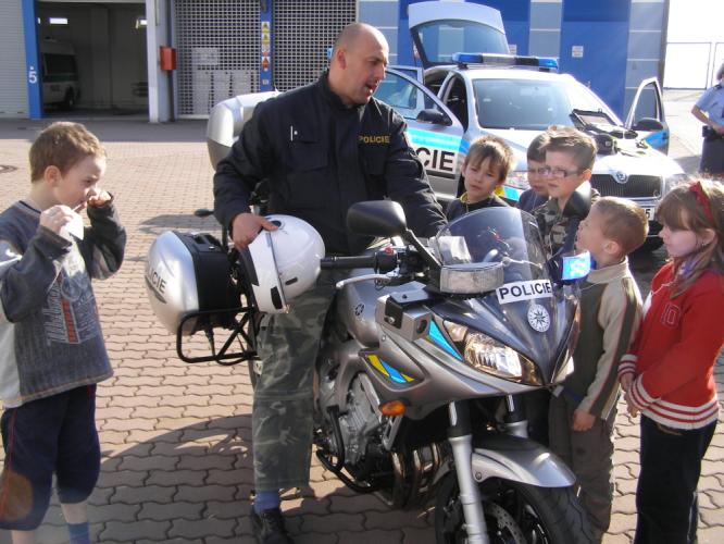 Policejní motocykl.jpg