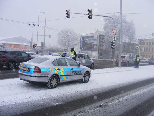 Policisté kontrolovali průjezd křižovatkami