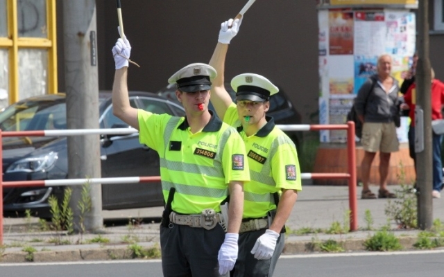 Policisté soutěžili v řízení křiřovatky