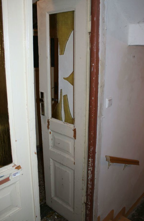 Poškozené dveře