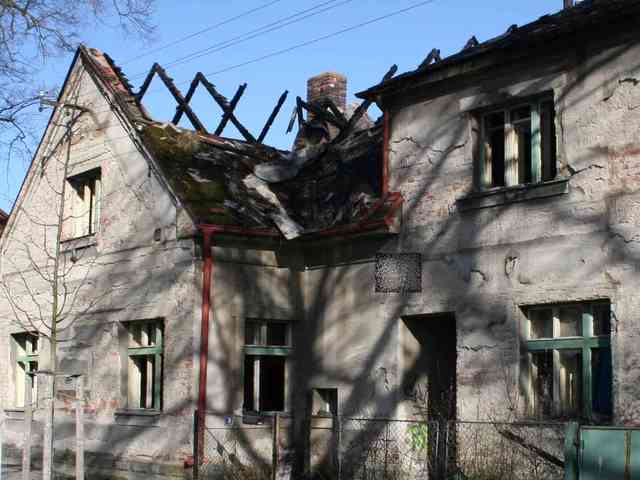 Požár opuštěného domu - foto č. 5