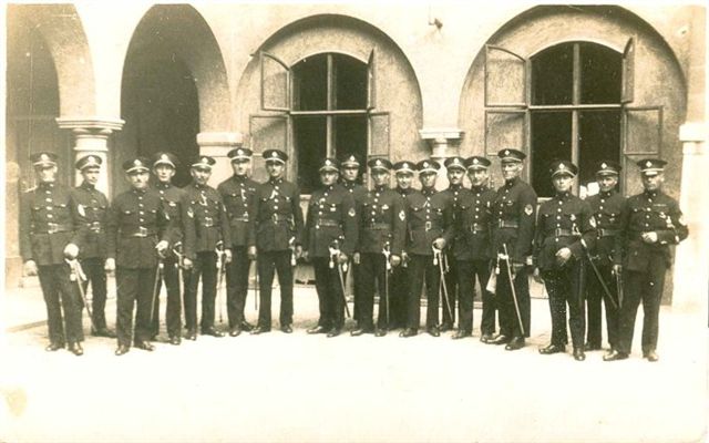 Příslušníci sboru unifor. stráže bezpečnosti z období kolem roku 1930