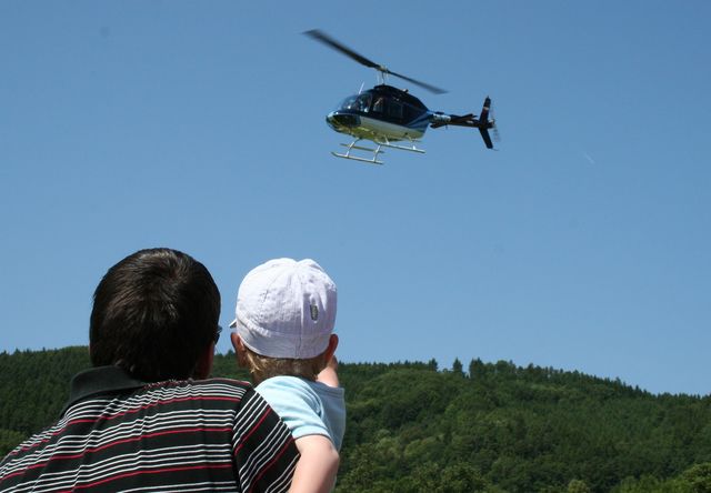 Přistání vrtulníku1.jpg