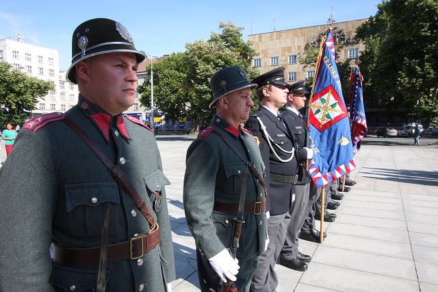 Slavnostní sliba a ocenění policistů