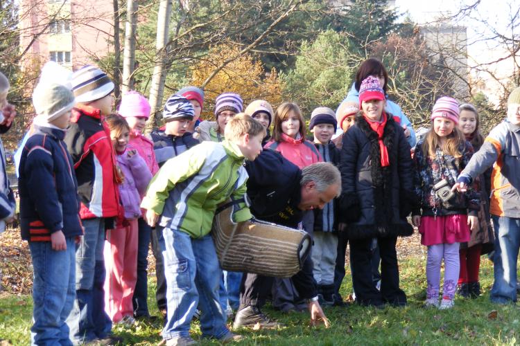 Ukázky IZS - ZŠ Šobrova 12.11.2009 