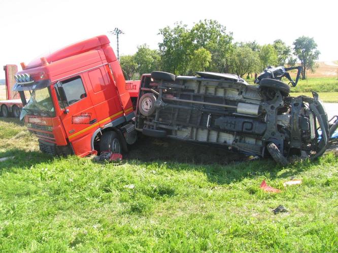 Vozidlo po nehodě 25.8.09