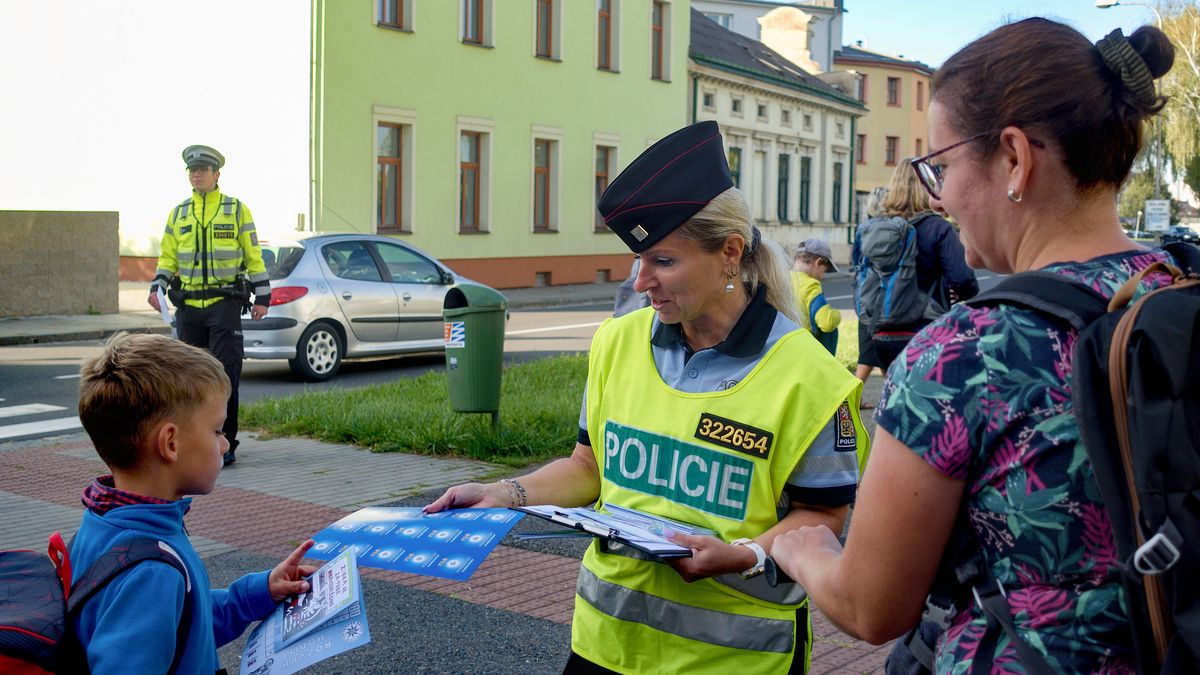 Zebra se za tebe nerozhlédne