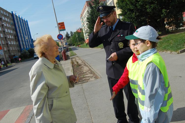 Zebra se za tebe nerozhlédne