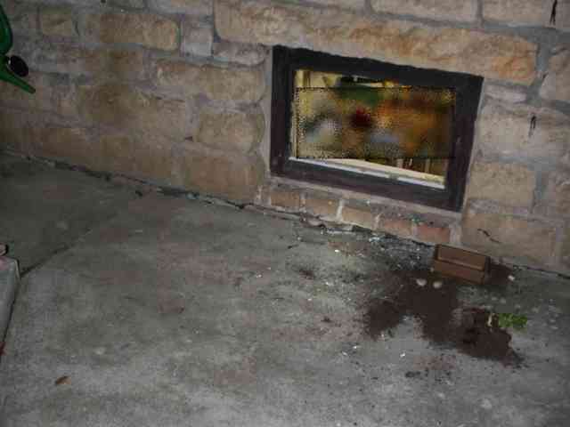 Zloděj se vloupal do domu na Novobydžovsku