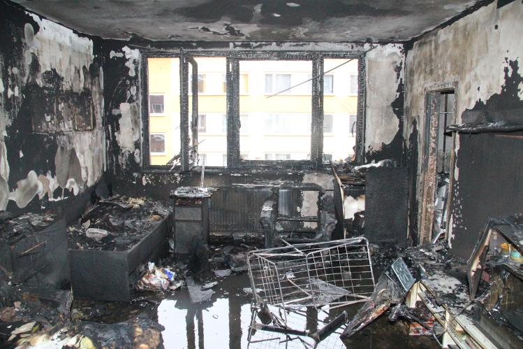 Zničený byt požárem 1
