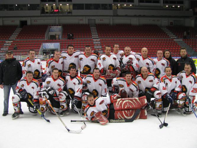 č. 4 - tým hokejistů