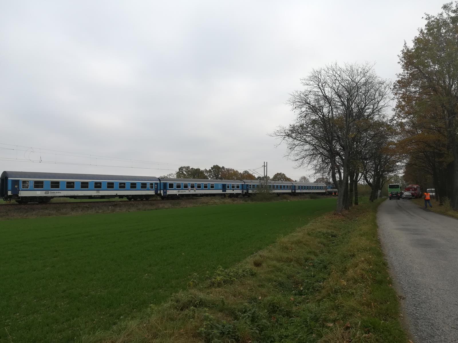 foto DN vlak x dodávka 1.11.2019