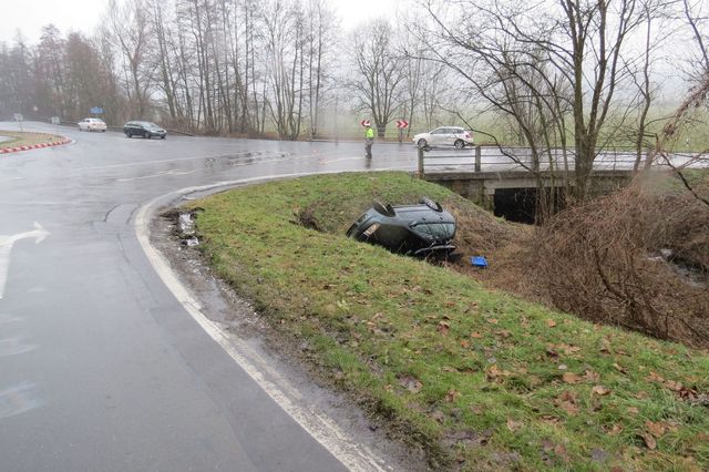 havárie osobního vozu