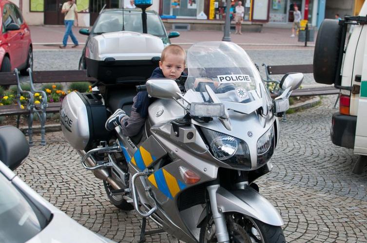 motocykl dopravní policie.jpg