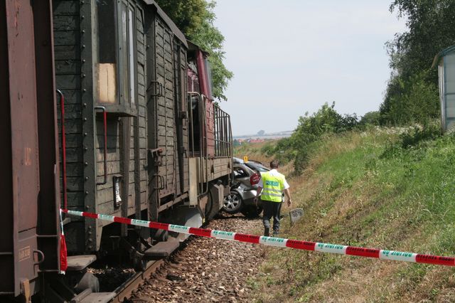 nehoda Ostrožská Nová Ves