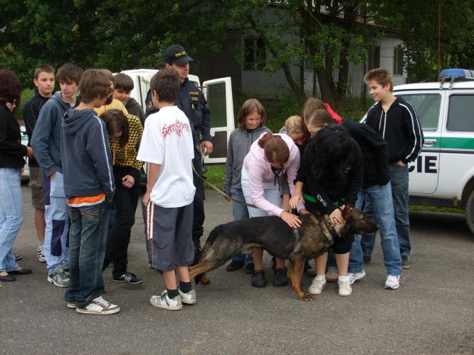 policejní pejsek pro děti.JPG