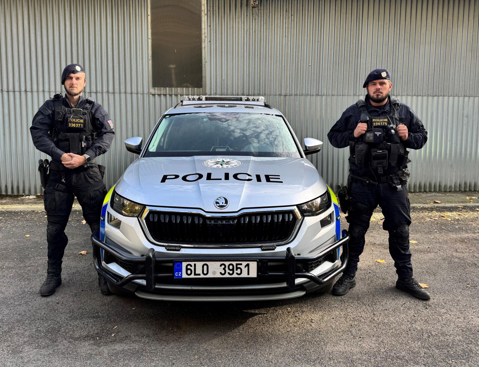 policisté Pohotovostního a eskortního oddělení Liberec