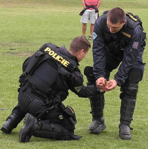 sebeobrana - policisté OHS