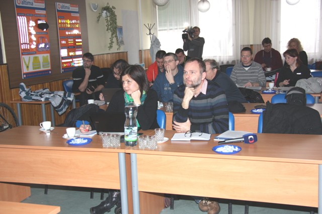 účastníci tiskové konference